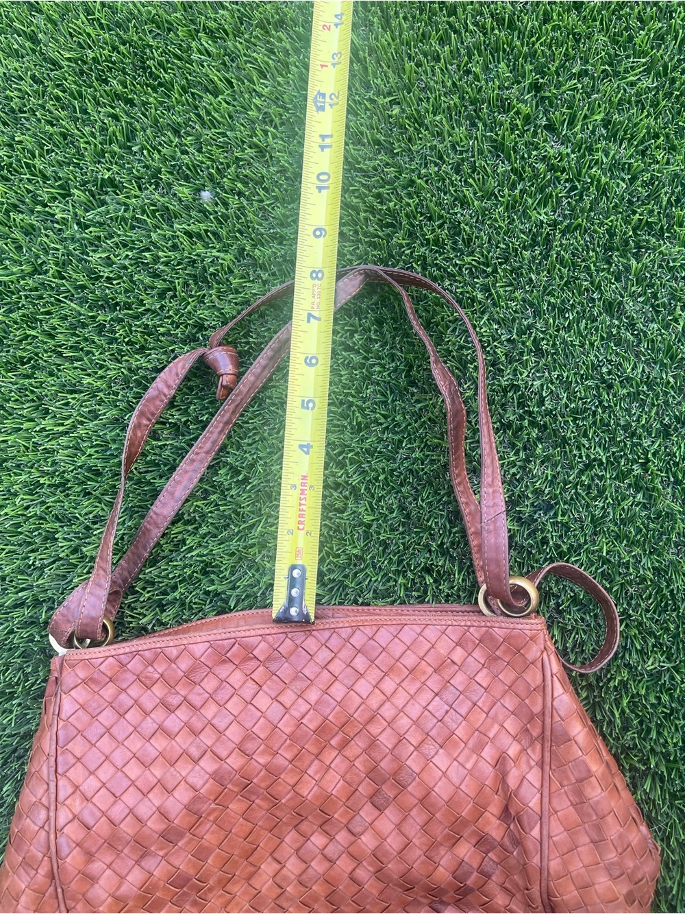 Vintage Bottega Veneta Intrecciato Leather Hobo Bag - Dual Aesthetic
1980s - Picture 15 of 17